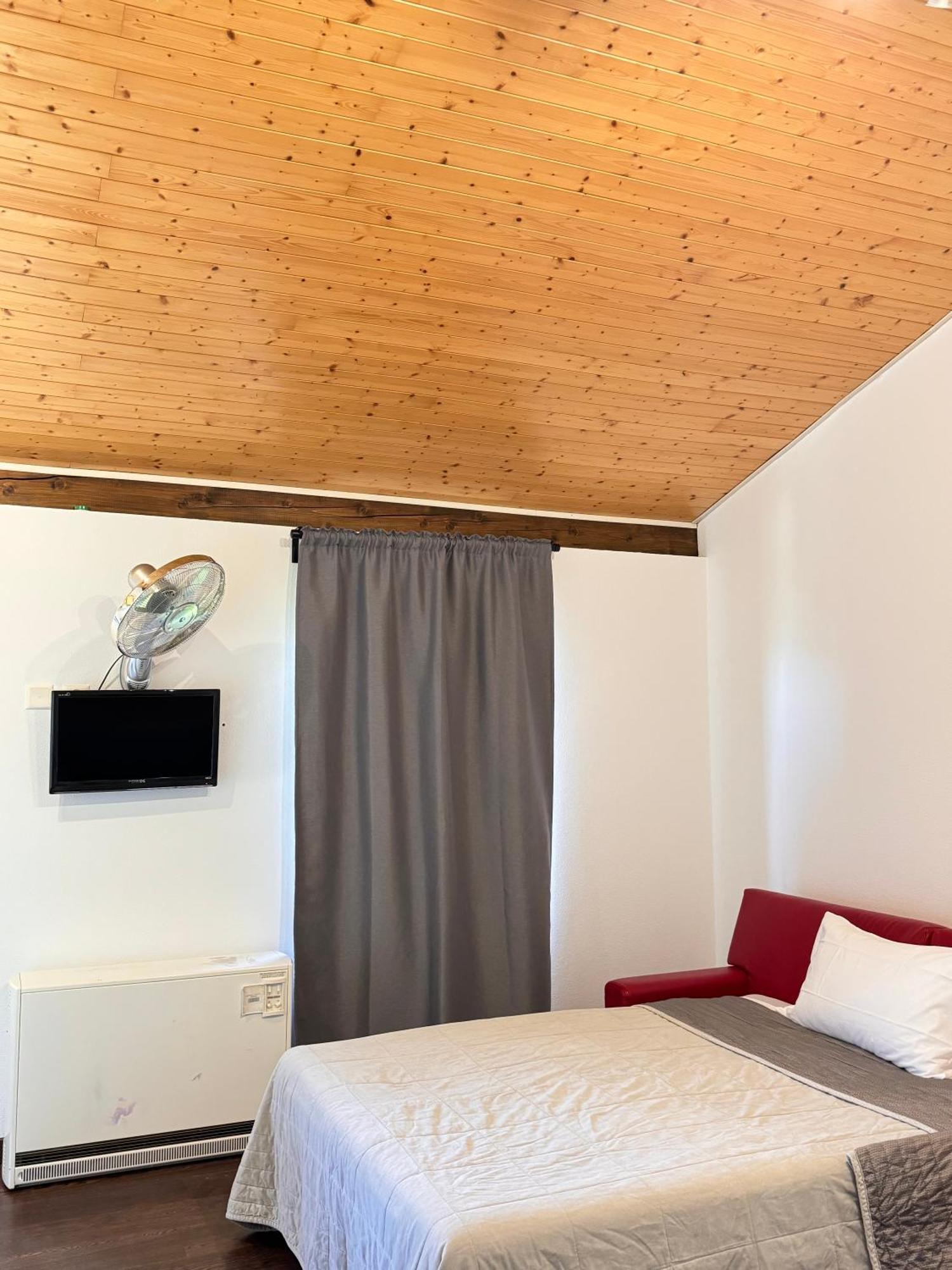 Viva Bacco Bed & Breakfast Gambarogno ภายนอก รูปภาพ